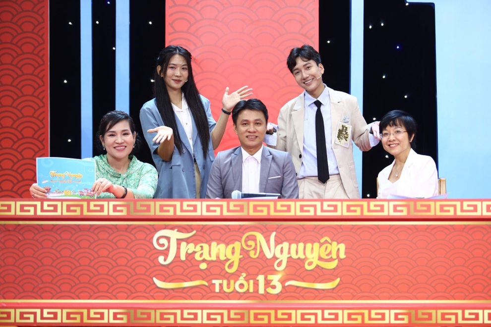 Quán quân của chương trình Trạng Nguyên tuổi 13 năm 2024 - 1 Quán quân của chương trình Trạng Nguyên tuổi 13 năm 2024 - 1
