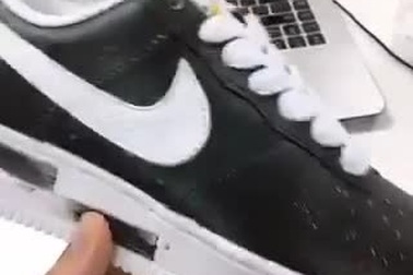 Đôi giày trăm triệu G-Dragon thiết kế bị làm nhái chỉ 2 triệu đồng