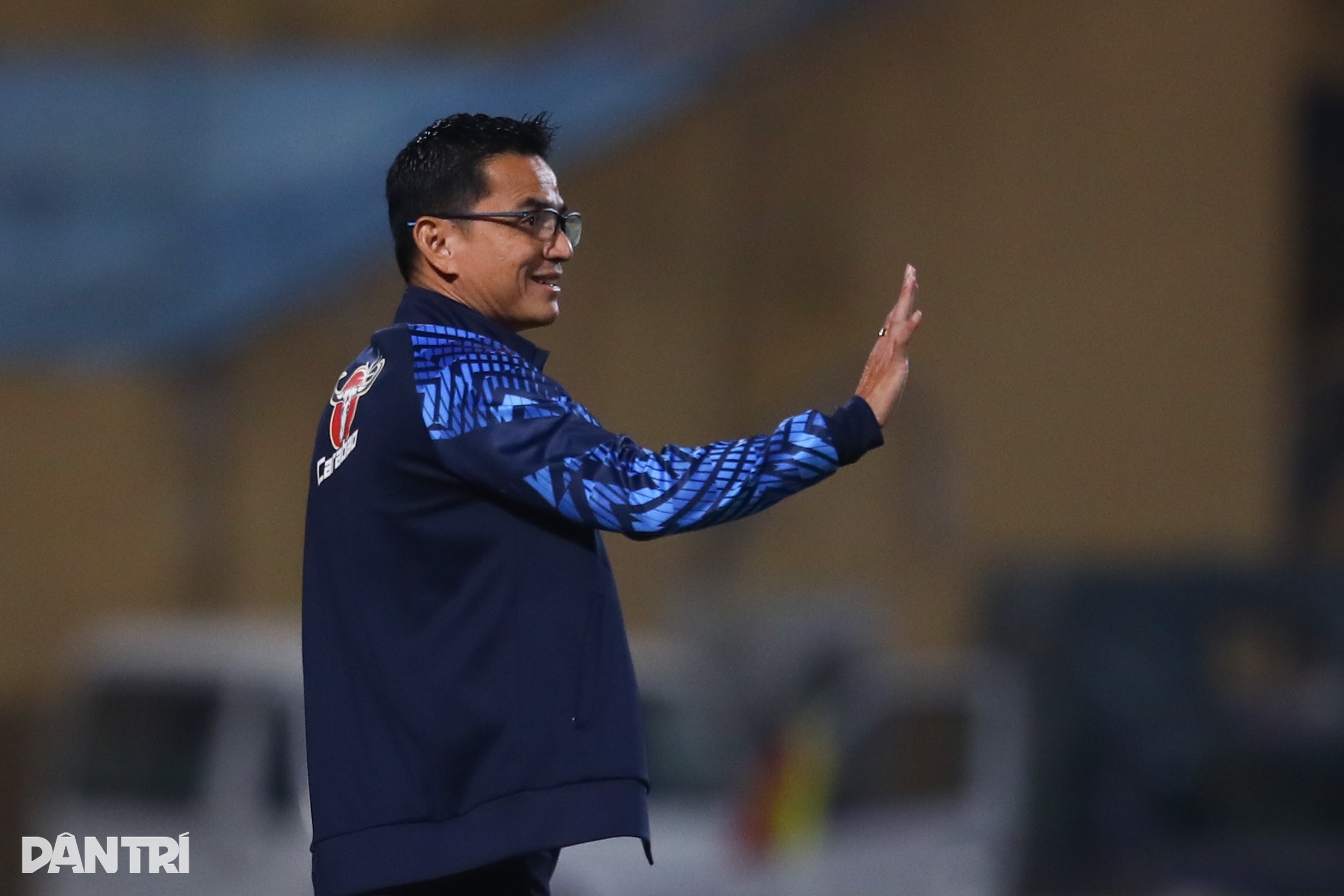 គ្រូបង្វឹក Gong Oh Kyun៖ ក្លឹបប៉ូលិសហាណូយបានយកឈ្នះ HA Gia Lai យ៉ាងងាយ - ២ HLV Gong Oh Kyun: CLB Công an Hà Nội thắng dễ dàng HA Gia Lai - 2