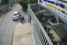 Mặc sơ mi, quần tây, đi ô tô để... trộm xe máy