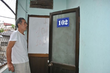 Phòng trọ bí ẩn của kẻ bắt cóc con tin