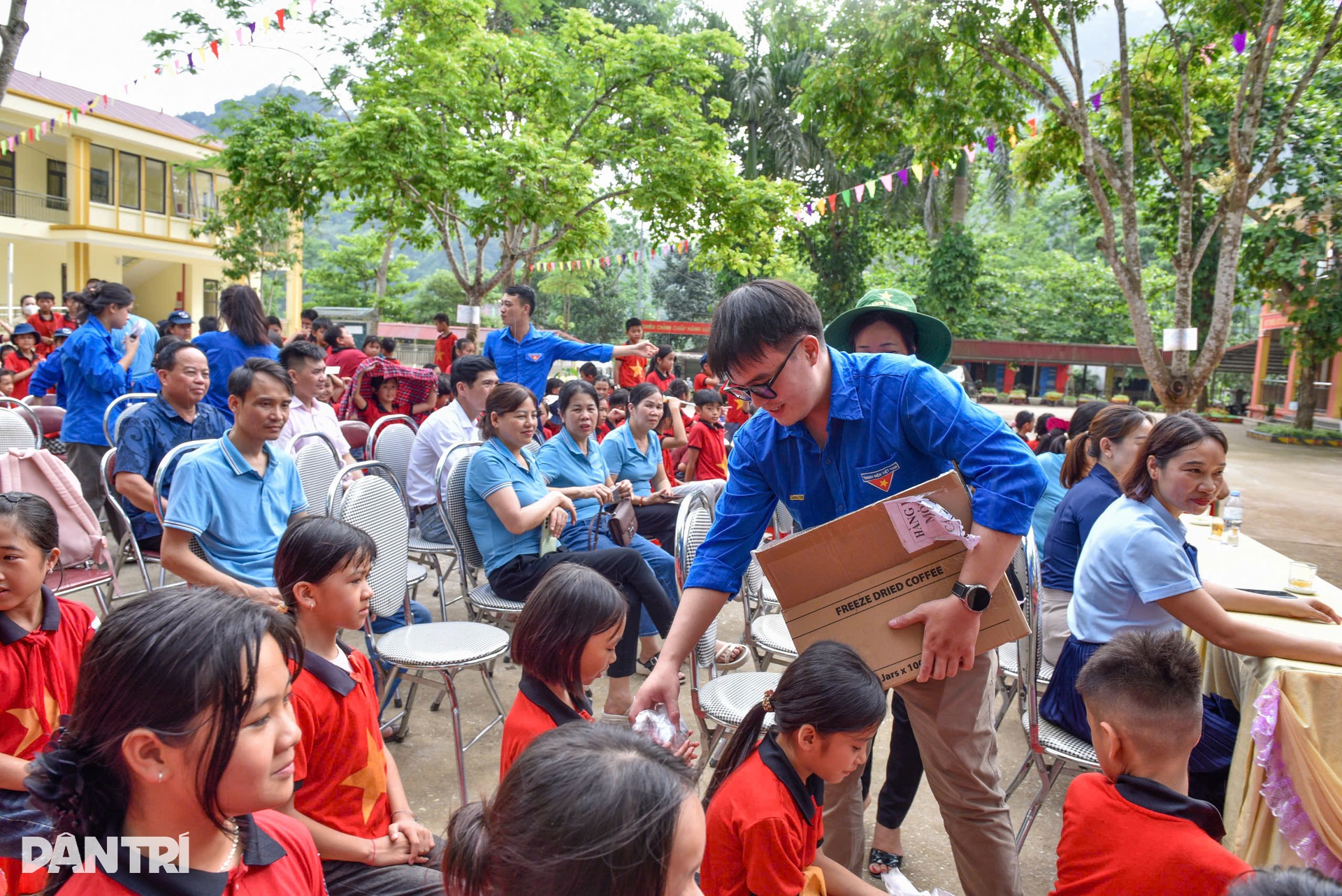 Tư vấn sơ cứu - phòng chống đuối nước cho 400 học sinh tỉnh Yên Bái - 11 Tư vấn sơ cứu - phòng chống đuối nước cho 400 học sinh tỉnh Yên Bái - 11