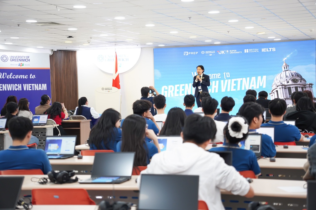 Estudantes do ensino médio na Cidade de Ho Chi Minh podem fazer testes práticos gratuitos do IELTS com o British Council de outubro a fevereiro. Học sinh THPT tại TPHCM được thi thử IELTS miễn phí với Hội đồng Anh từ tháng 10 - 2