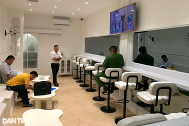 Góc nhìn pháp lý về quán cà phê hẹn hò tại TPHCM