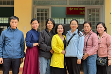 "Chiếc tivi vỡ rồi" và chuyện những người thầy đi cùng nỗi đau của học trò