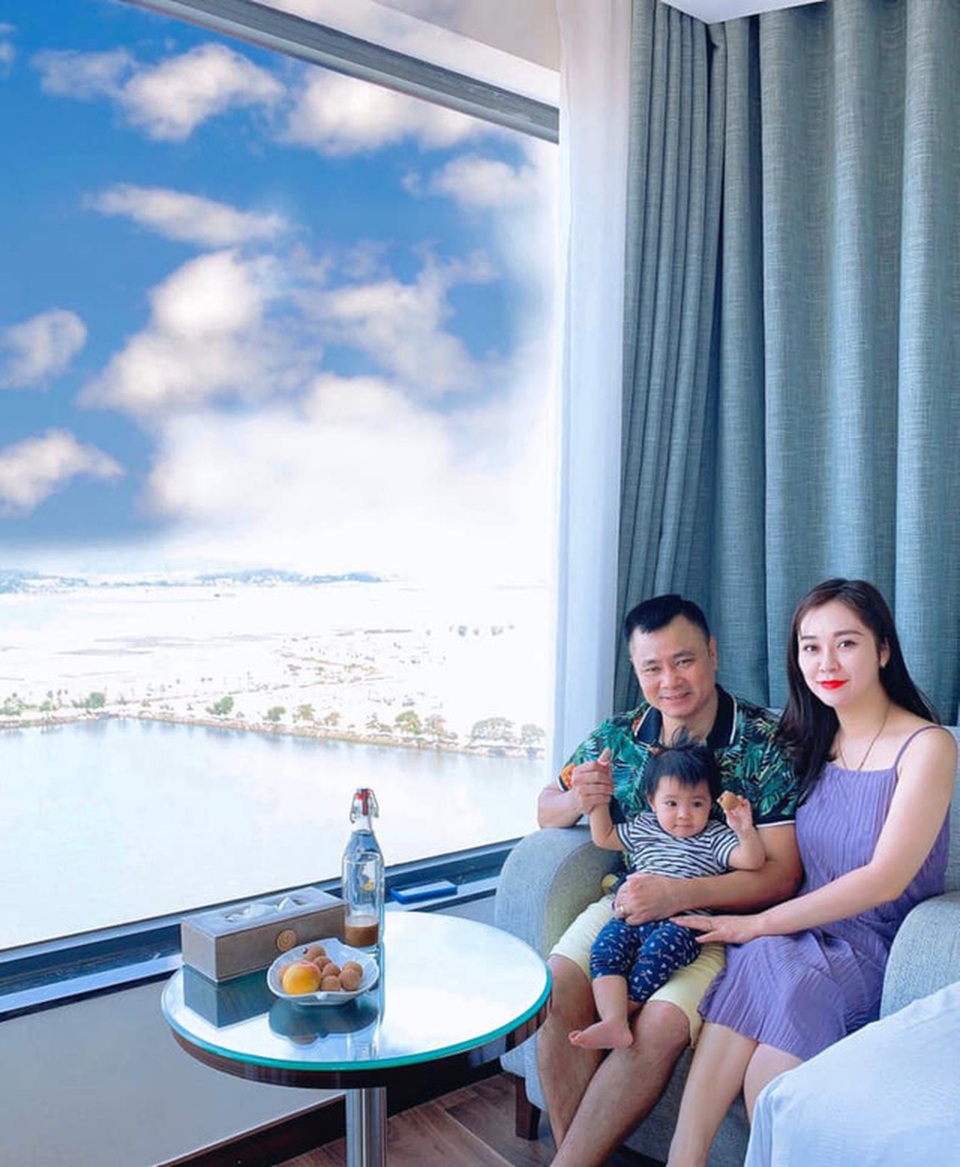 Gia đình hạnh phúc của NSND Tự Long - 18 Gia đình hạnh phúc của NSND Tự Long - 18