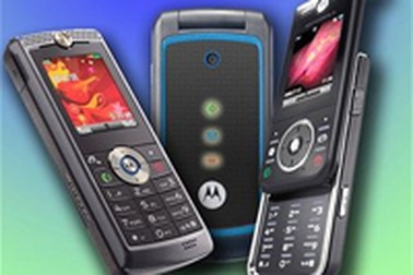 Bộ ba điện thoại giá rẻ mới của Motorola
