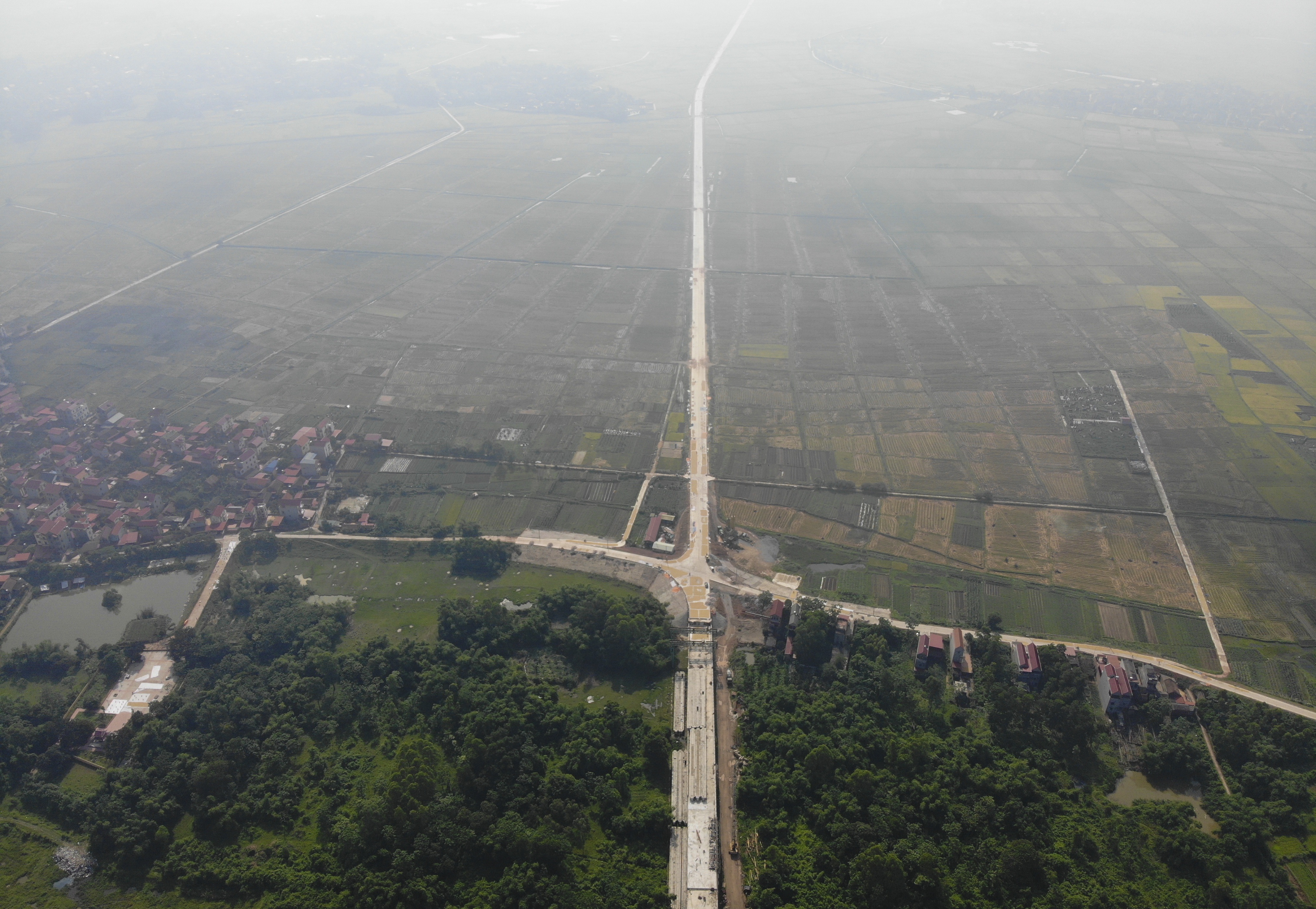 Toàn cảnh cây cầu vượt sông Cầu nối Hà Nội - Bắc Giang - 1 Toàn cảnh cây cầu vượt sông Cầu nối Hà Nội - Bắc Giang - 1