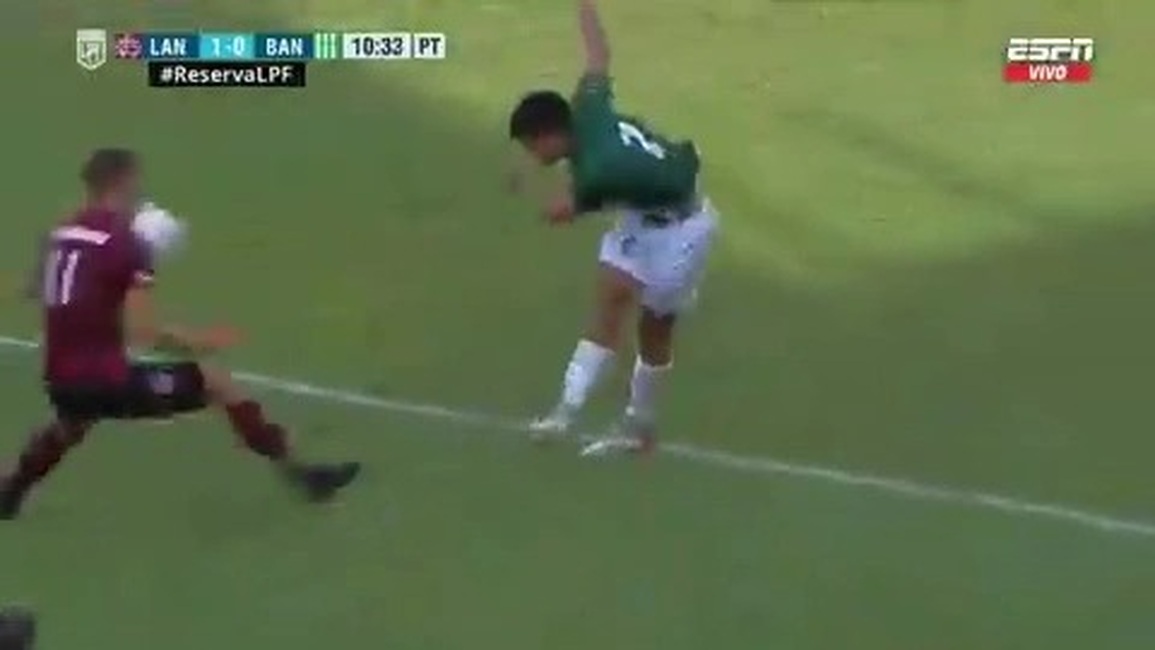 Trọng tài Argentina mắc sai lầm tai hại không kém gì ở V-League - 1 Trọng tài Argentina mắc sai lầm tai hại không kém gì ở V-League - 1