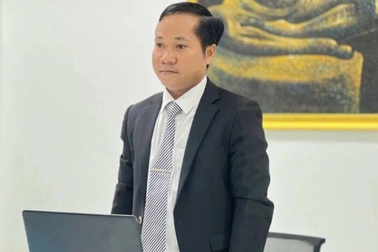 Nam giảng viên tên Sa Phone thường bị nhầm là ... điện thoại