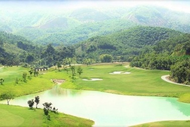 Lo dịch Covid-19 lây lan, Hòa Bình đóng cửa sân golf Phượng Hoàng