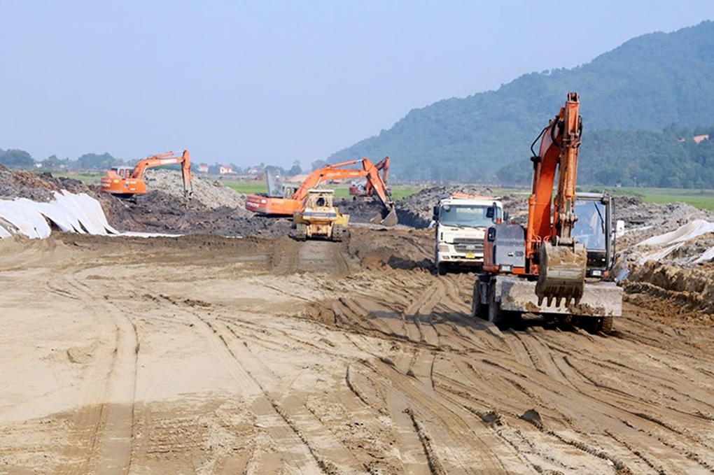 Hàng loạt dự án ở khu kinh tế Nghi Sơn dở dang, chậm tiến độ - 1 Hàng loạt dự án ở khu kinh tế Nghi Sơn dở dang, chậm tiến độ - 1