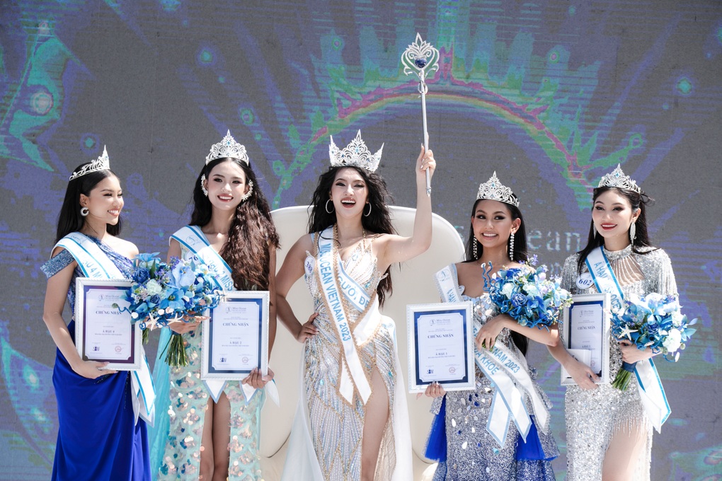 Tân Hoa hậu Đại dương Việt Nam: Là nhân viên khách sạn, thức cả đêm đi thi - 2 Tân Hoa hậu Đại dương Việt Nam: Là nhân viên khách sạn, thức cả đêm đi thi - 2