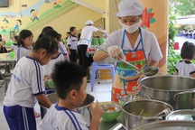 TPHCM siết chặt chất lượng dinh dưỡng bữa ăn học đường