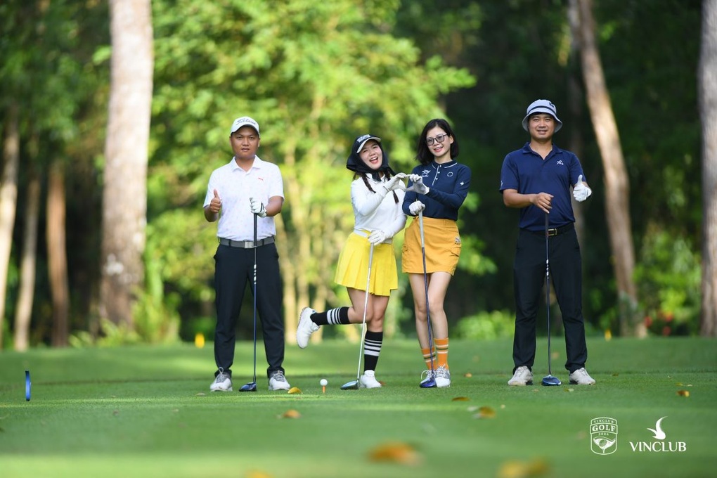 Phú Quốc chào đón hơn 80 golfer thi đấu giải VinClub Golf 2024 - 8 Phú Quốc chào đón hơn 80 golfer thi đấu giải VinClub Golf 2024 - 8