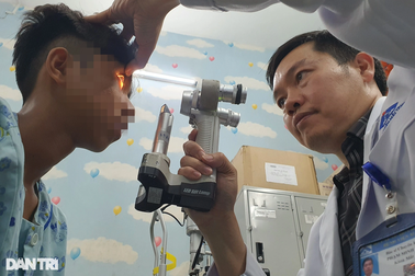 Nhiều trẻ chảy máu mắt, mất thị lực vĩnh viễn vì tai nạn khi chơi cầu lông