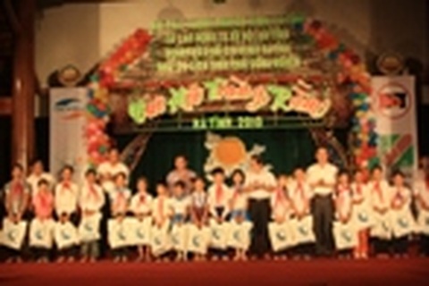 “Đêm hội trăng rằm” với các em có hoàn cảnh đặc biệt khó khăn