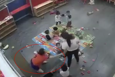 Nghệ An: Đình chỉ cơ sở mầm non nơi cô giáo bạo hành trẻ