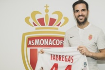 Nhật ký chuyển nhượng ngày 12/1: Fabregas chính thức rời Chelsea