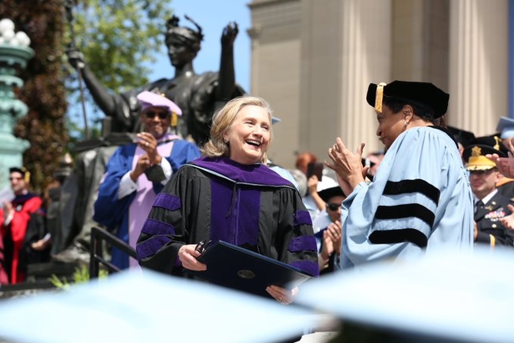 Bà Hillary Clinton trở thành giáo sư đại học ở Mỹ - 1 Bà Hillary Clinton trở thành giáo sư đại học ở Mỹ - 1