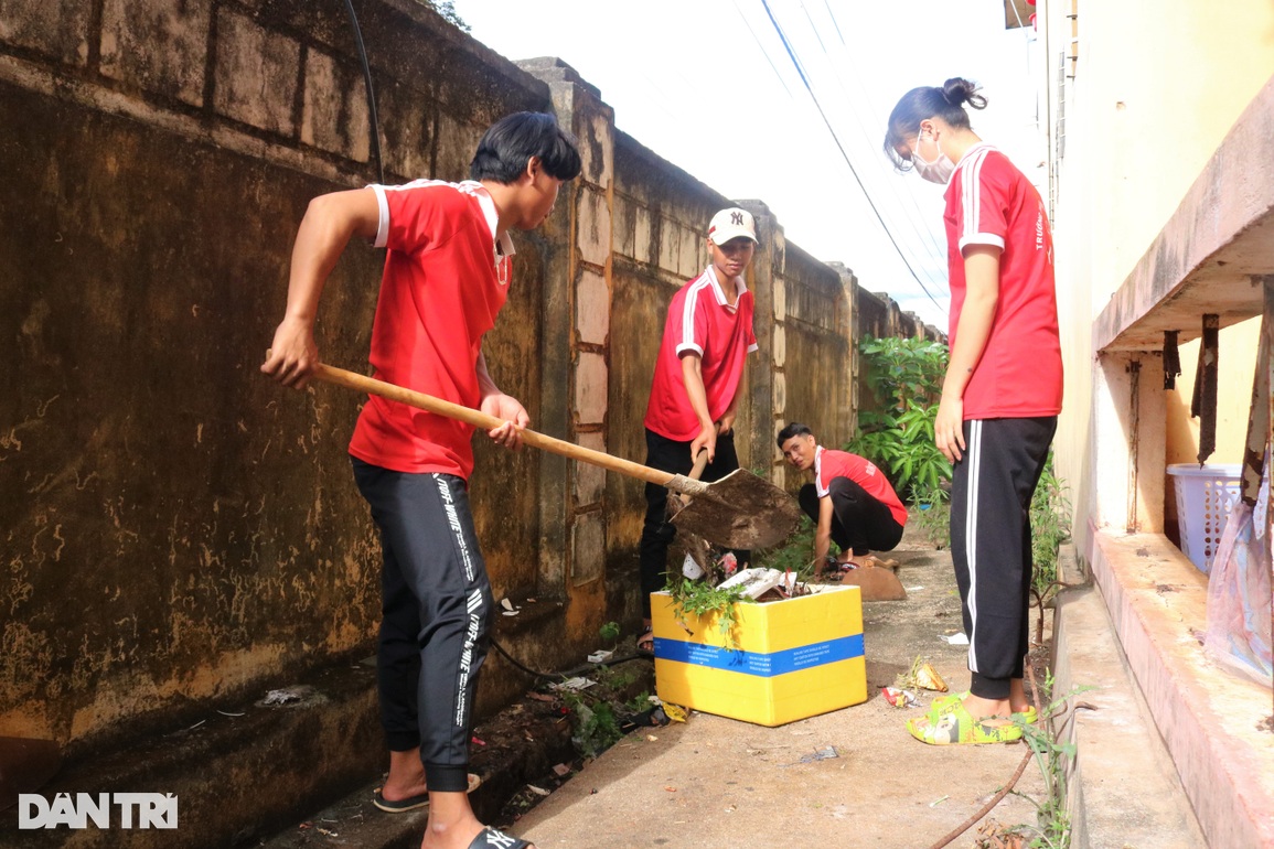 Chỗ trọ 0 đồng cưu mang học sinh vùng khó nuôi chữ - 2 Chỗ trọ 0 đồng cưu mang học sinh vùng khó nuôi chữ - 2