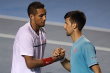 Djokovic hẹn đấu chung kết với Kyrgios trước cả tuần
