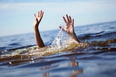 Ba học sinh tiểu học tử vong khi rủ nhau xuống ao tắm