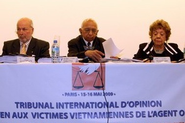 Khai mạc phiên tòa vì nạn nhân dioxin tại Pháp