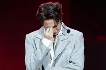 S.T Sơn Thạch nói lý do không làm chủ được cảm xúc ở "Anh trai chông gai"