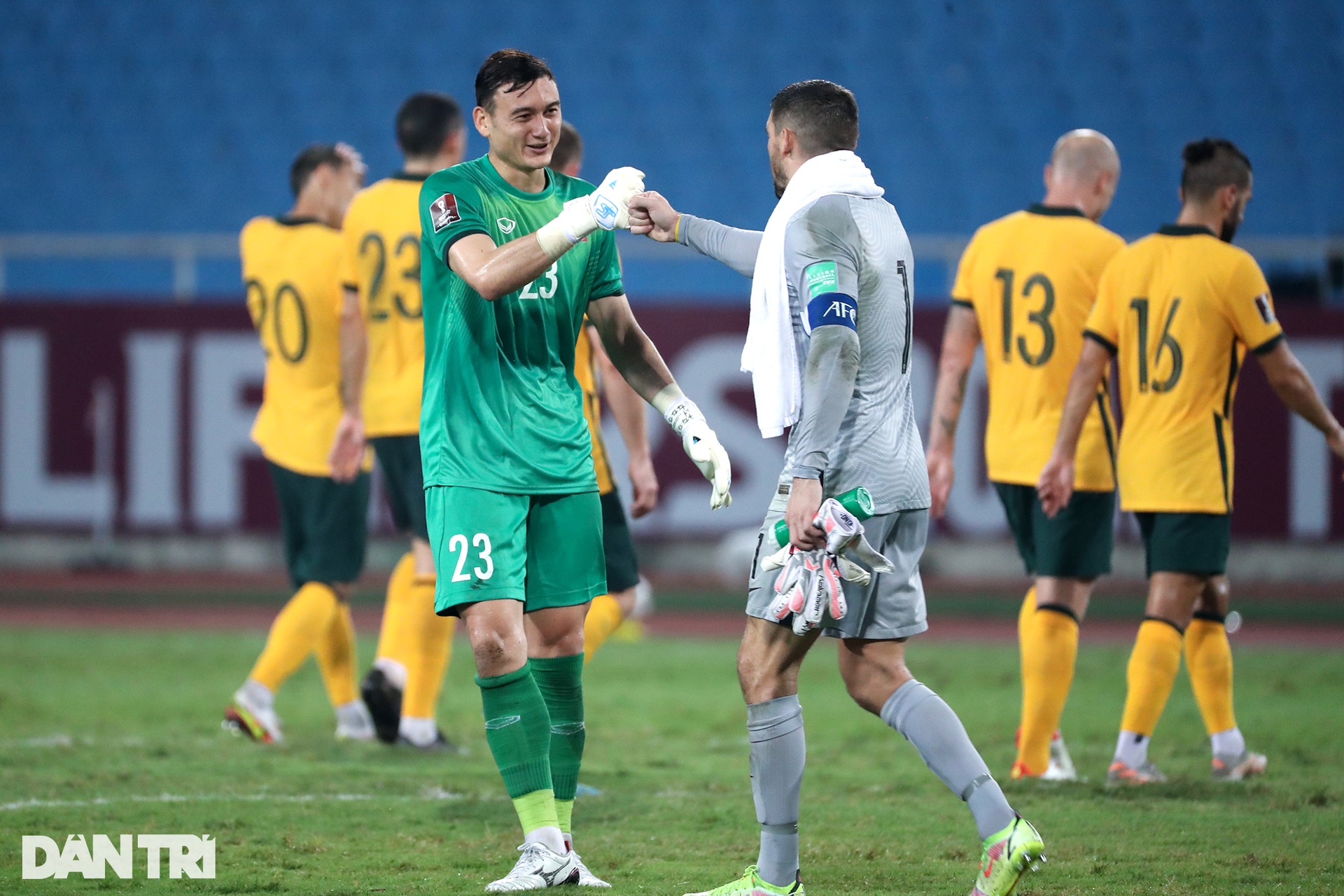 Những khoảnh khắc ấn tượng ở trận tuyển Việt Nam thua tiếc nuối Australia - 10 Những khoảnh khắc ấn tượng ở trận tuyển Việt Nam thua tiếc nuối Australia - 10