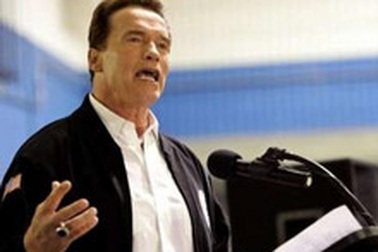 Khi quê hương không là "chùm khế ngọt" 