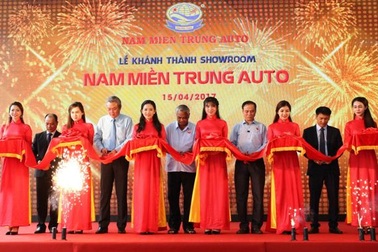 Khánh thành showroom Nam Miền Trung Auto