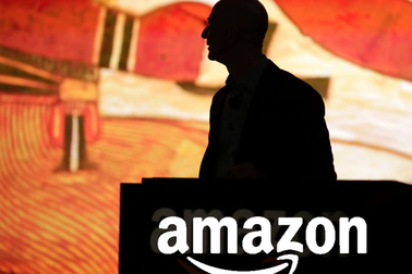 CEO Amazon Jeff Bezos: Từ tuổi thơ sóng gió tới ông chủ sở hữu 171 tỷ đô la