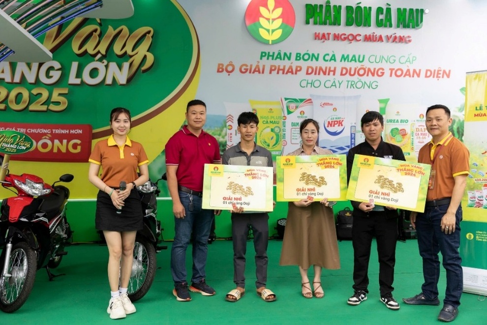 Phân bón Cà Mau đẩy mạnh chuyển đổi số để đồng hành bền vững cùng nông dân - 3 Phân bón Cà Mau đẩy mạnh chuyển đổi số để đồng hành bền vững cùng nông dân - 3