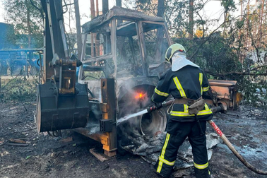 Máy bay ném bom xuất kích, phóng tên lửa tấn công Kiev trong đêm