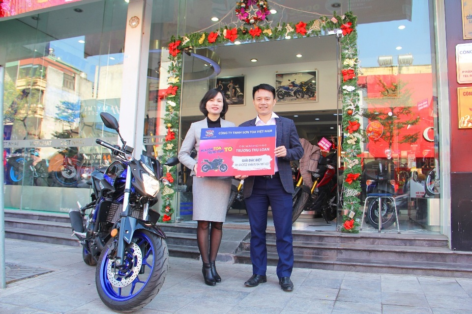 Sơn TOA trao giải cho khách hàng trúng xe Mô tô trong chương trình“Mua sơn TOA, trúng quà to” - 2 Sơn TOA trao giải cho khách hàng trúng xe Mô tô trong chương trình“Mua sơn TOA, trúng quà to” - 2