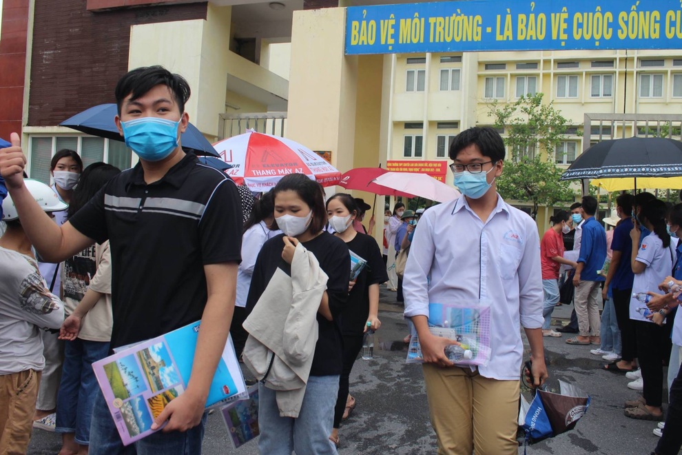 Thí sinh nói: Đề Khoa học Xã hội dễ thở, Khoa học tự nhiên nhiều câu khó - 1 Thí sinh nói: Đề Khoa học Xã hội dễ thở, Khoa học tự nhiên nhiều câu khó - 1