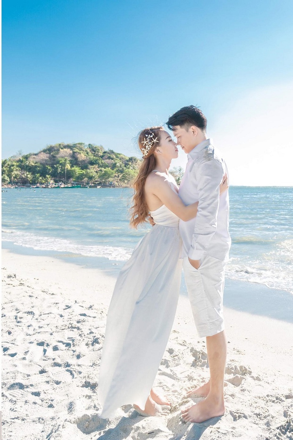 Chuyện tình của cô gái xinh xắn, sở hữu cơ bắp cuồn cuộn - 6 Chuyện tình của cô gái xinh xắn, sở hữu cơ bắp cuồn cuộn - 6