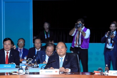 Thủ tướng: An ninh trên biển - bề mặt ổn định nhưng bên trong vẫn có sóng ngầm