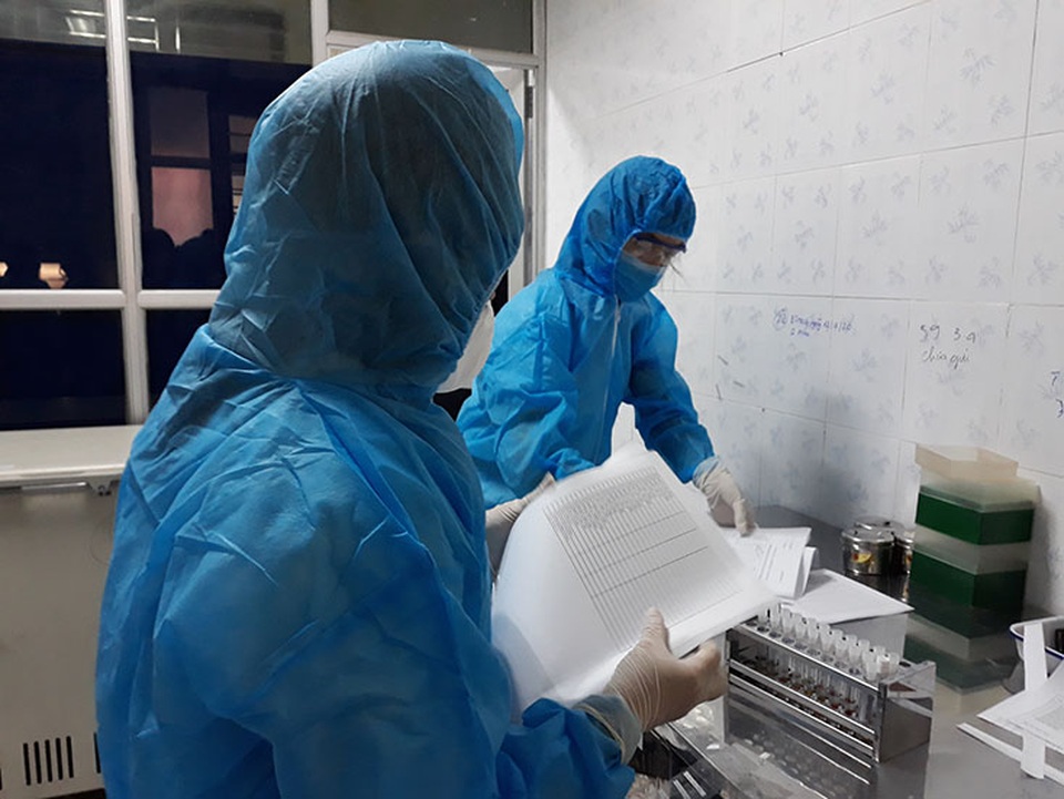 Các địa phương công bố nhiều trường hợp F1 âm tính với SARS-CoV-2 - 1 Các địa phương công bố nhiều trường hợp F1 âm tính với SARS-CoV-2 - 1
