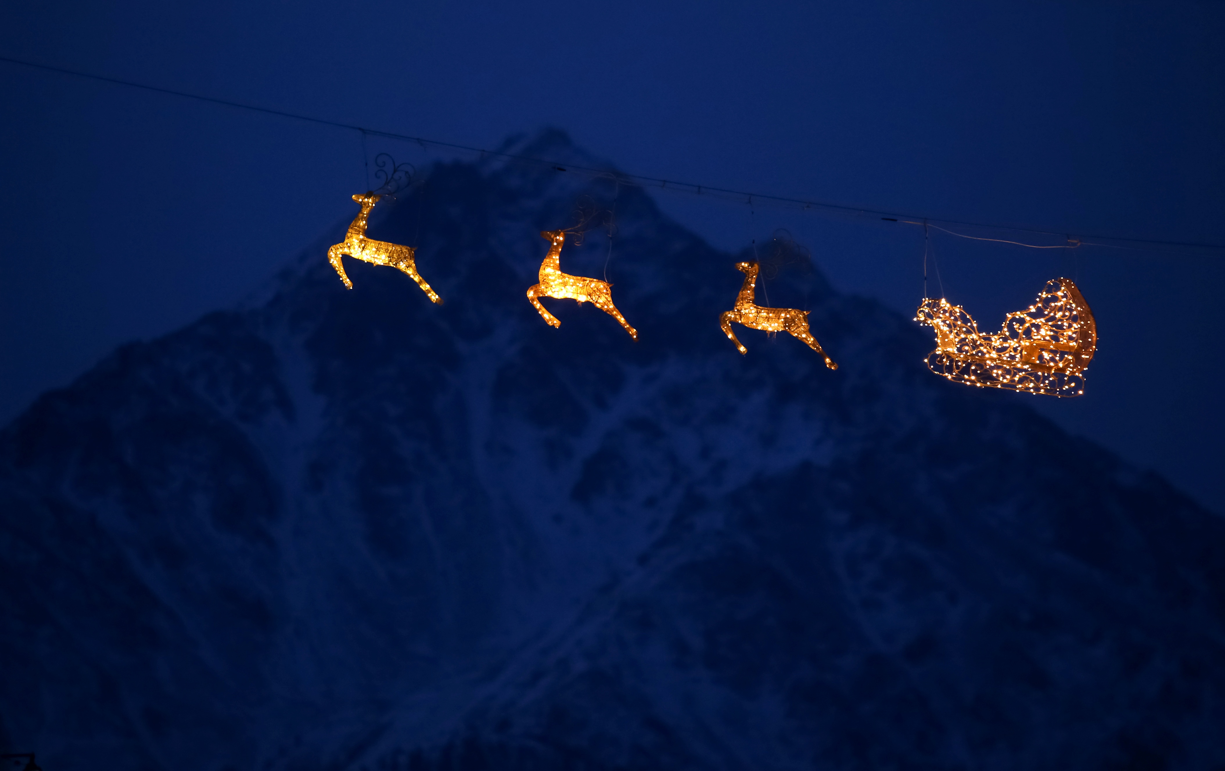 Thế giới tưng bừng chờ đón Giáng sinh - 17