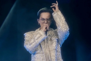 Concert của G-DRAGON thăng hoa giữa "đại dương ánh sáng" Ocean City