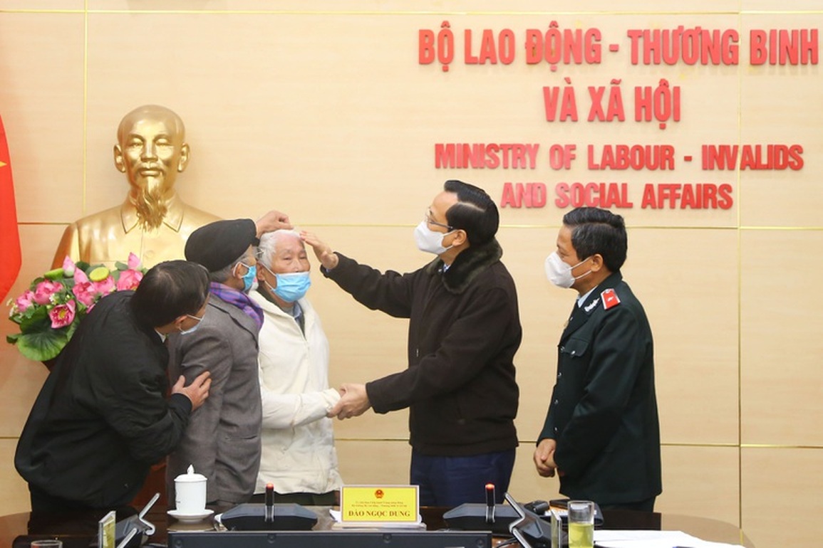 Ly kỳ chuyện hai anh em 47 năm đi đòi chế độ thương binh - 1 Ly kỳ chuyện hai anh em 47 năm đi đòi chế độ thương binh - 1