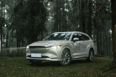 Mazda CX-8 mới giá từ 969 triệu đồng: Có nâng cấp nhưng chưa đáng kể