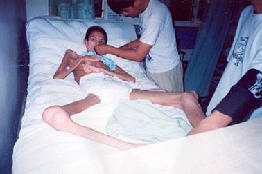 Nước mắt tuyệt vọng của người cha có con gặp nạn tại Malaysia