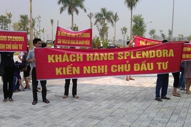 Khách hàng “biểu tình” phản đối chủ đầu tư Splendora