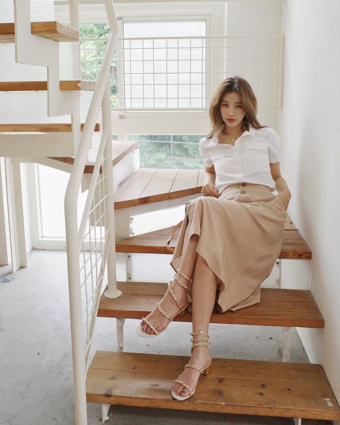 Nhìn Hòa Minzy bị tòe ngón chân khi đi cao gót, chị em - Ảnh 5. Nhìn Hòa Minzy bị tòe ngón chân khi đi cao gót, chị em - Ảnh 5.