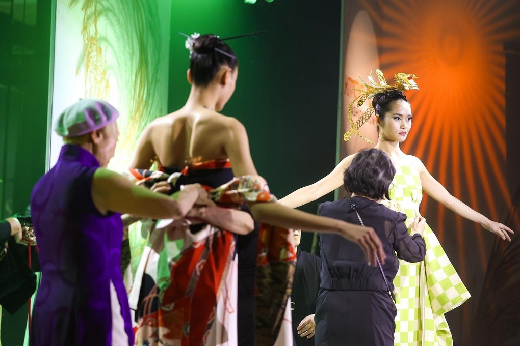 Chiêm ngưỡng sắc màu văn hóa ấn tượng tại Kimono - Aodai Fashion Show - 7