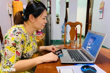 Tiết dạy học online "đặc biệt" cho trẻ tự kỷ của cô giáo Mai Anh