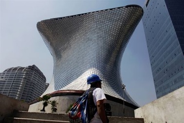 Tỷ phú giàu nhất thế giới khai trương bảo tàng tư nhân đồ sộ